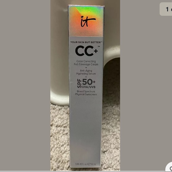 It Cosmetics CC+ Illumination Cream Medium - Picture 1 of 1